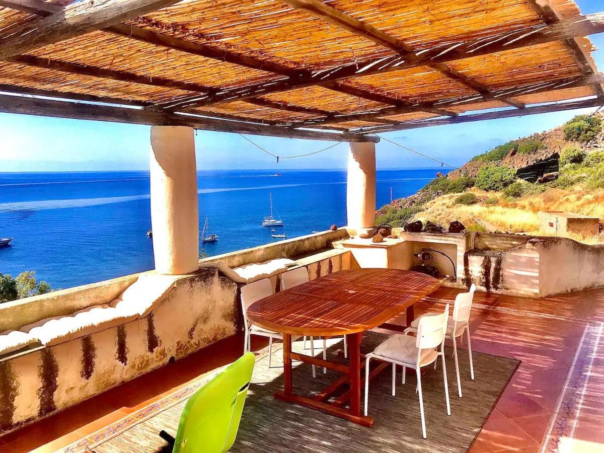 The House Of The Rock Villa Alicudi Exterior photo